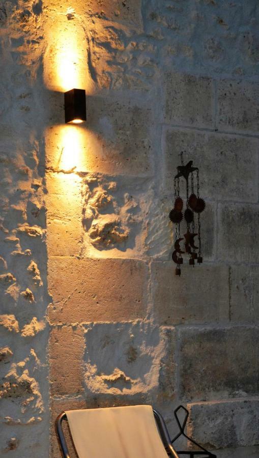 Le Gite Des Chambres De La Grange Cherval Bagian luar foto